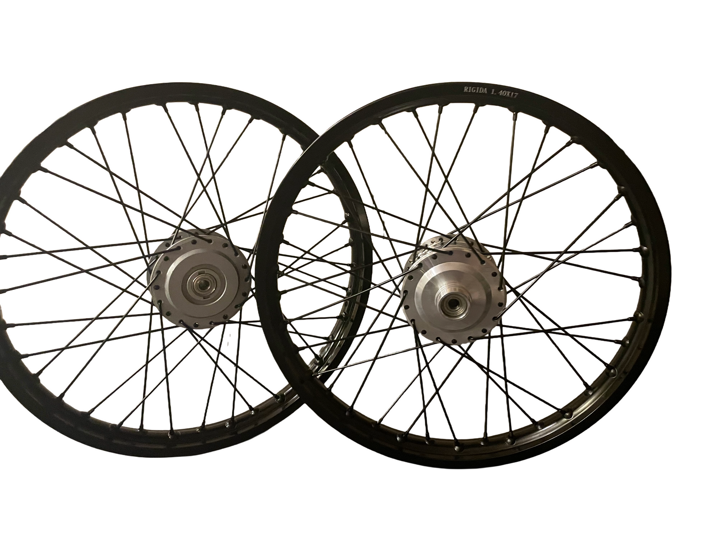 17 Zoll Speichenrad 17x1.40 Schwarz Puch Maxi S\N
